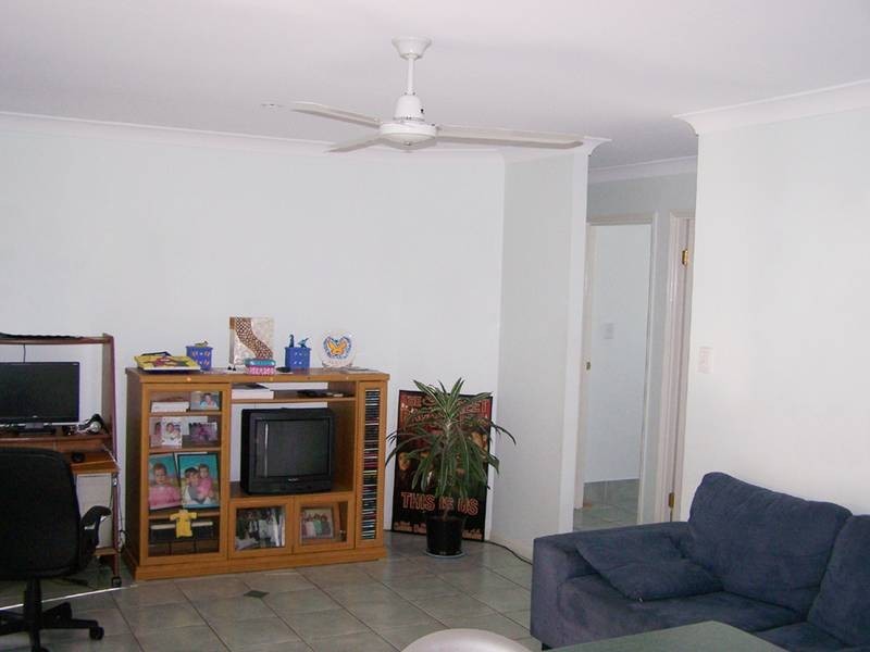 74 Casuarina Drive, Elanora QLD 4221