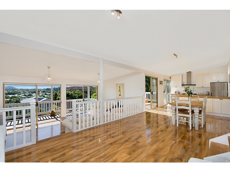 9 Correa Court, Elanora QLD 4221