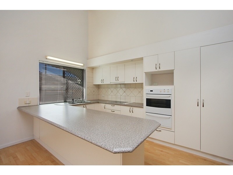 35 Kurrajong Court, Palm Beach QLD 4221