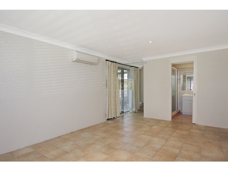 35 Kurrajong Court, Palm Beach QLD 4221