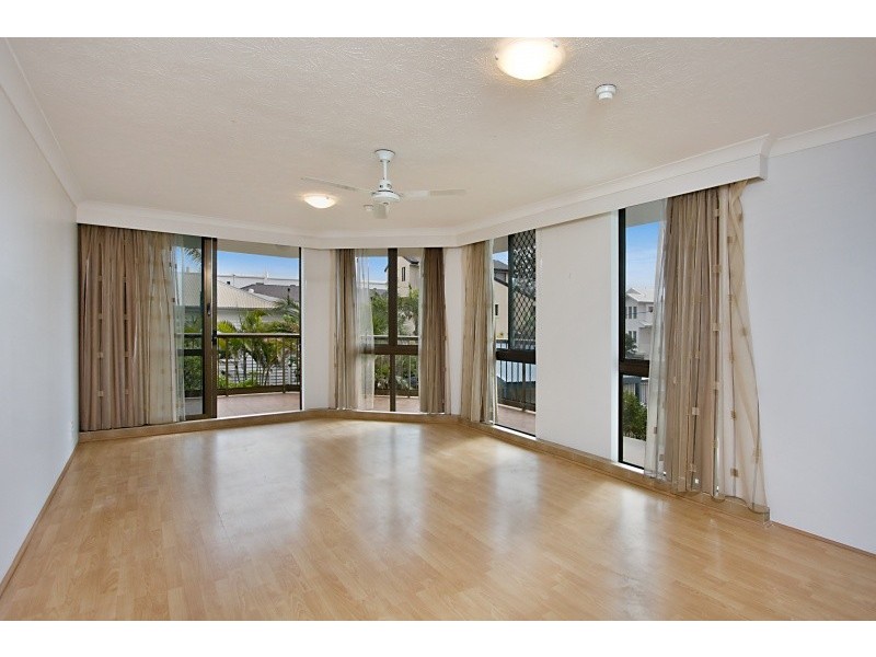 5/1111 Gold Coast Highway, Palm Beach QLD 4221