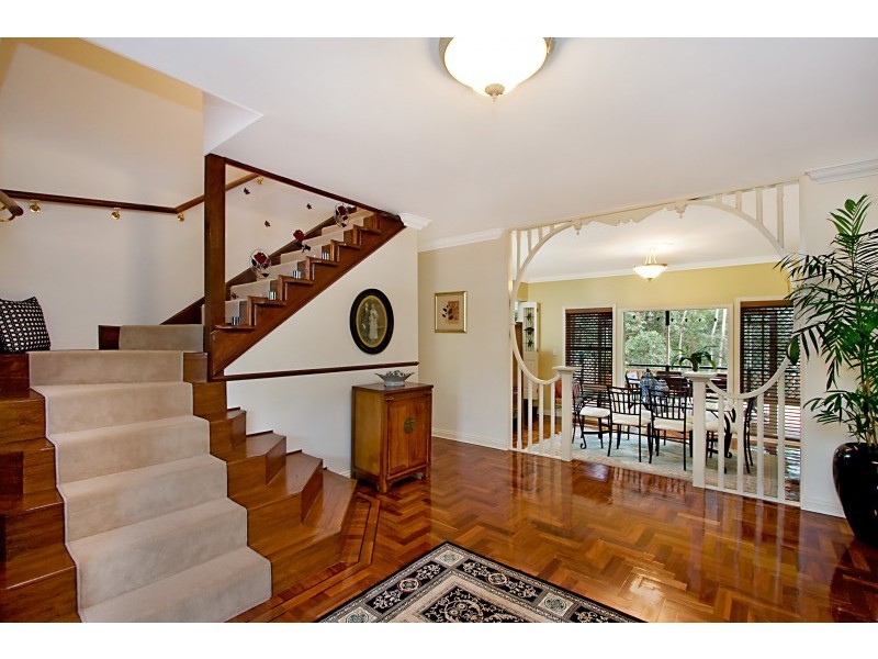 6 Yatama Place, Currumbin Waters QLD 4223