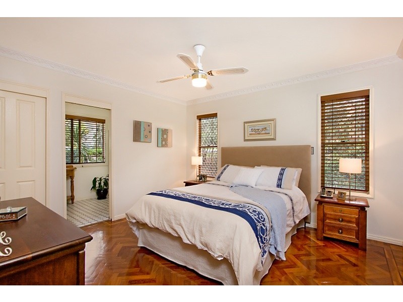 6 Yatama Place, Currumbin Waters QLD 4223