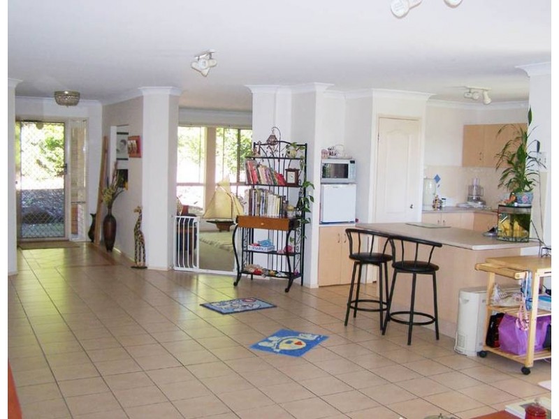 5 Brush box Street, Elanora QLD 4221