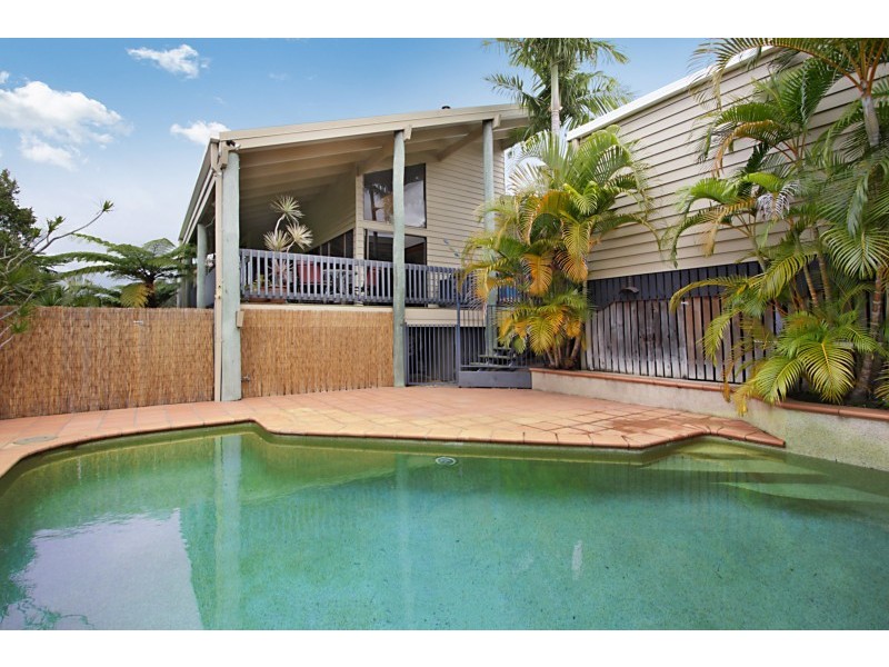10 Hovea Court, Elanora QLD 4221