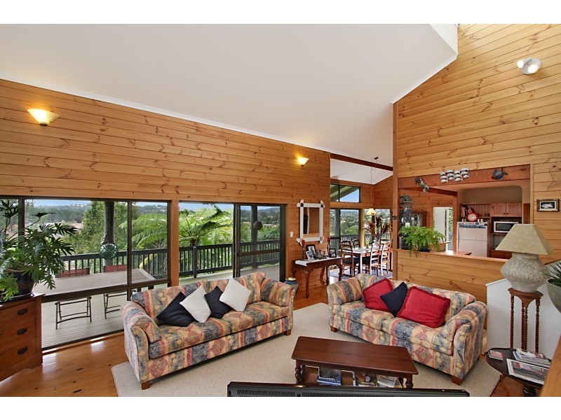 10 Hovea Court, Elanora QLD 4221