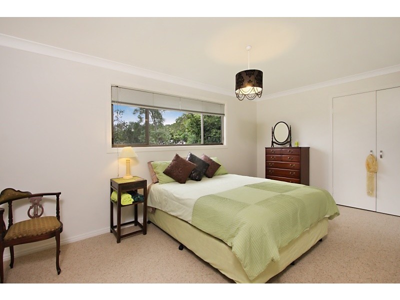 10 Hovea Court, Elanora QLD 4221