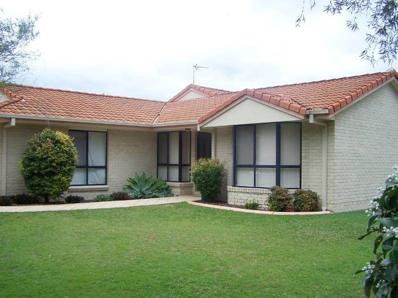 1 Leopard Avenue, Elanora QLD 4221