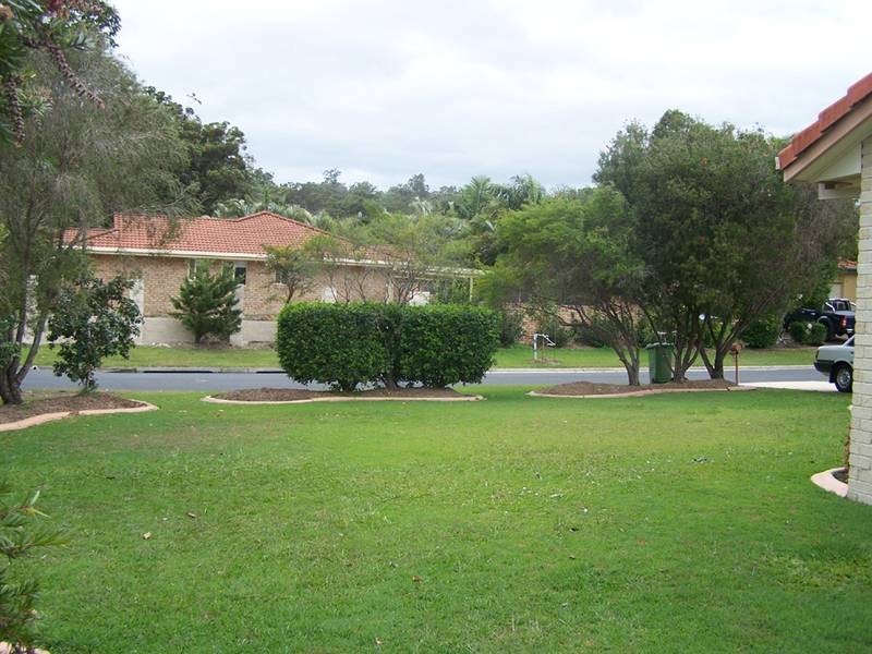 1 Leopard Avenue, Elanora QLD 4221