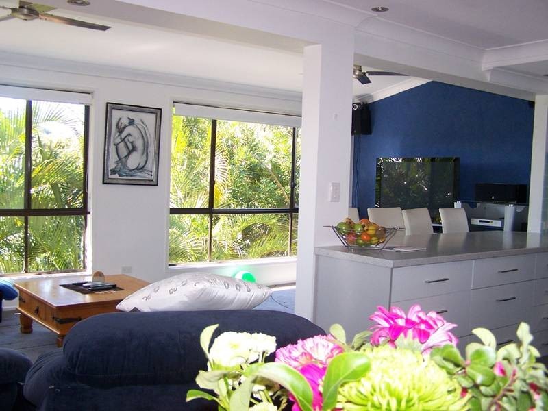 22 Hoffschildt Drive, Currumbin Waters QLD 4223