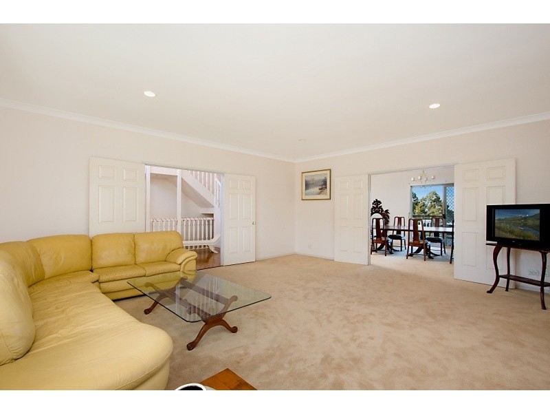 64 Angelica Street, Elanora QLD 4221