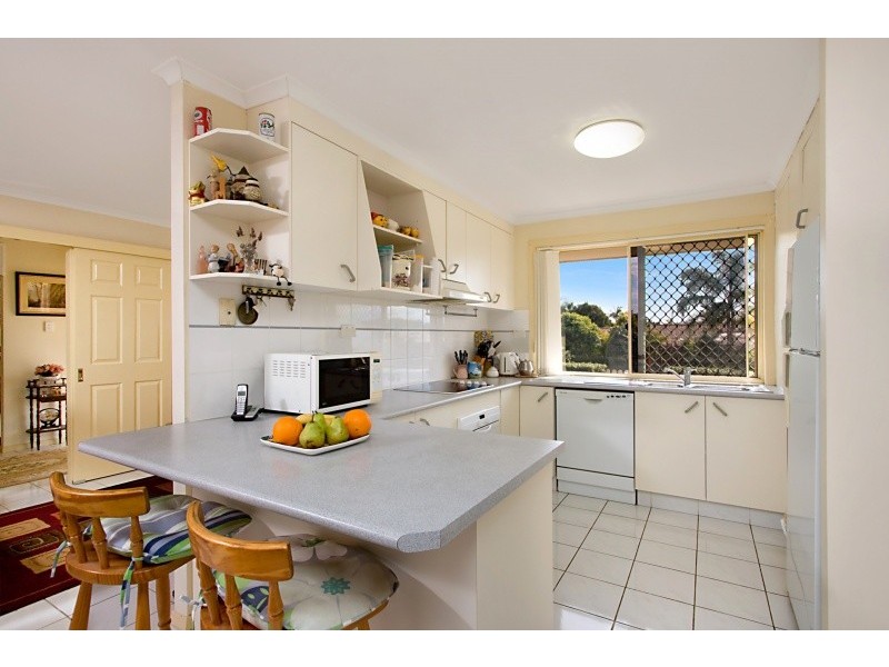 2 Zinnea Street, Elanora QLD 4221