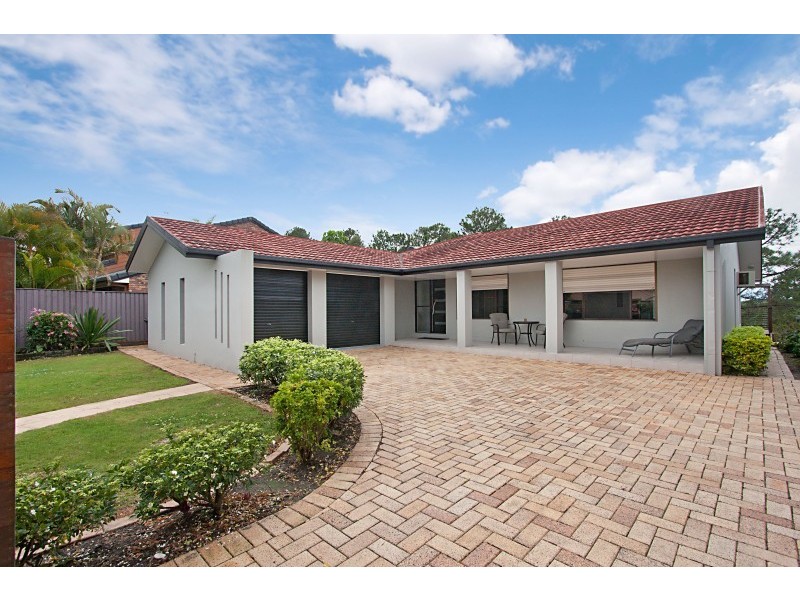 6 Doubleview Drive, Elanora QLD 4221