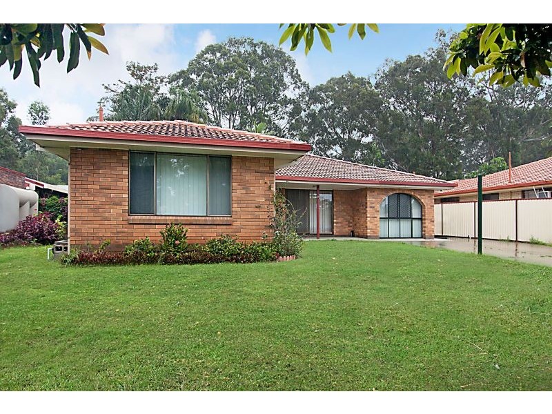 15 Colvillea Court, Palm Beach QLD 4221