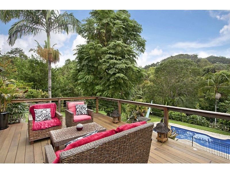 4 Coorabin Court, Tallebudgera QLD 4228