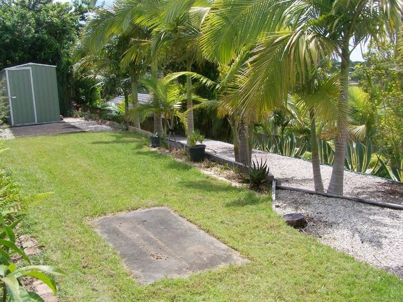 4 Hovea Court, Elanora QLD 4221