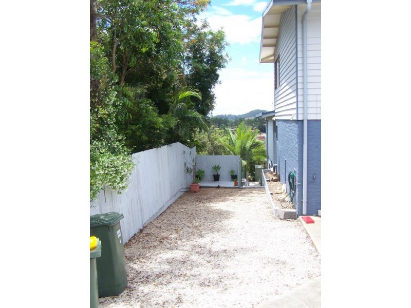 4 Hovea Court, Elanora QLD 4221