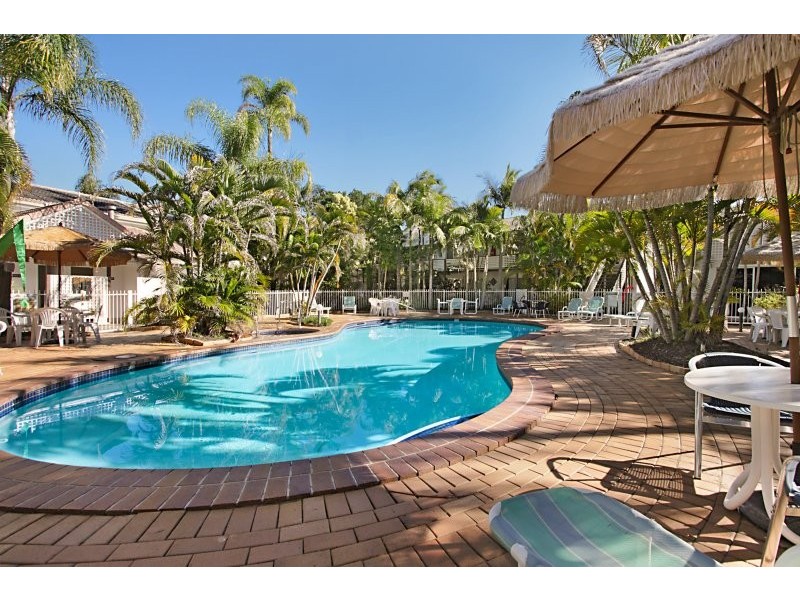 2 & 2A/12 Coolgardie Street, Elanora QLD 4221