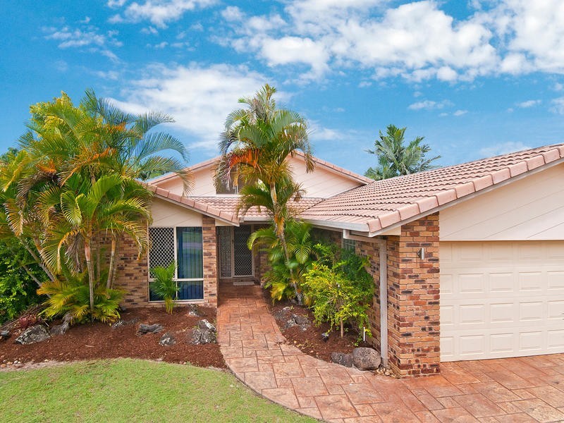 10 Blackbean Court, Elanora QLD 4221