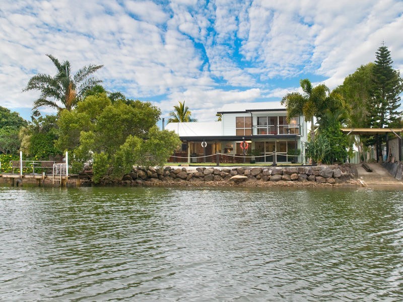 31 Chown Avenue, Currumbin Waters QLD 4223