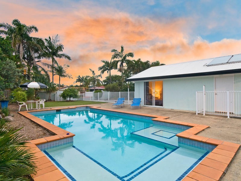 31 Chown Avenue, Currumbin Waters QLD 4223