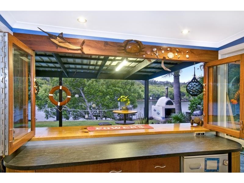 31 Chown Avenue, Currumbin Waters QLD 4223