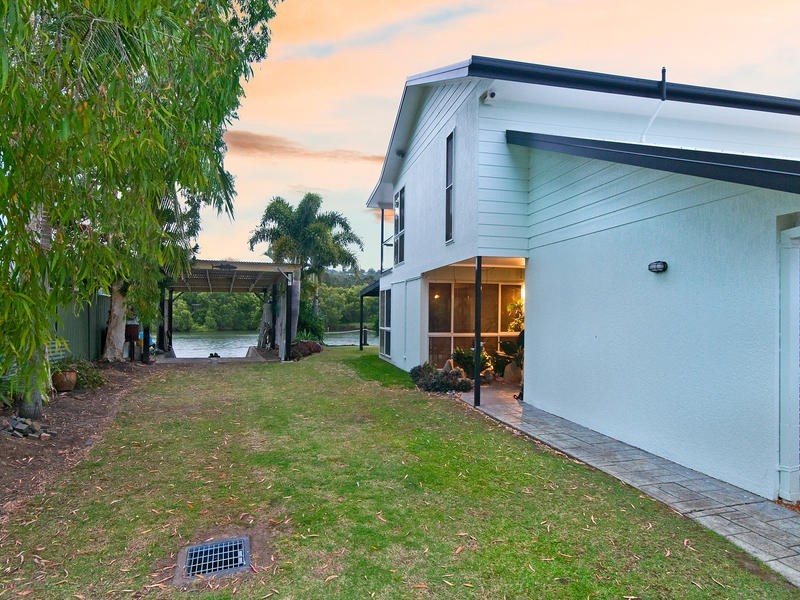 31 Chown Avenue, Currumbin Waters QLD 4223