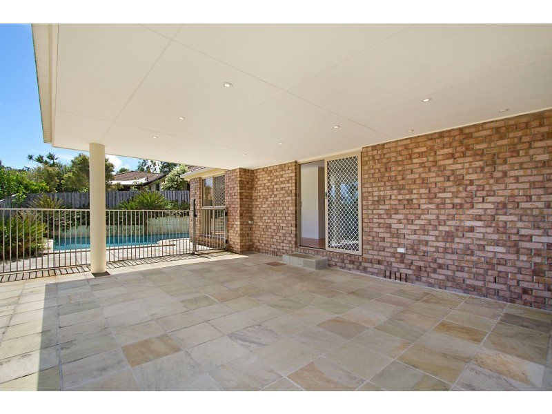 6 Bidwill Court, Elanora QLD 4221