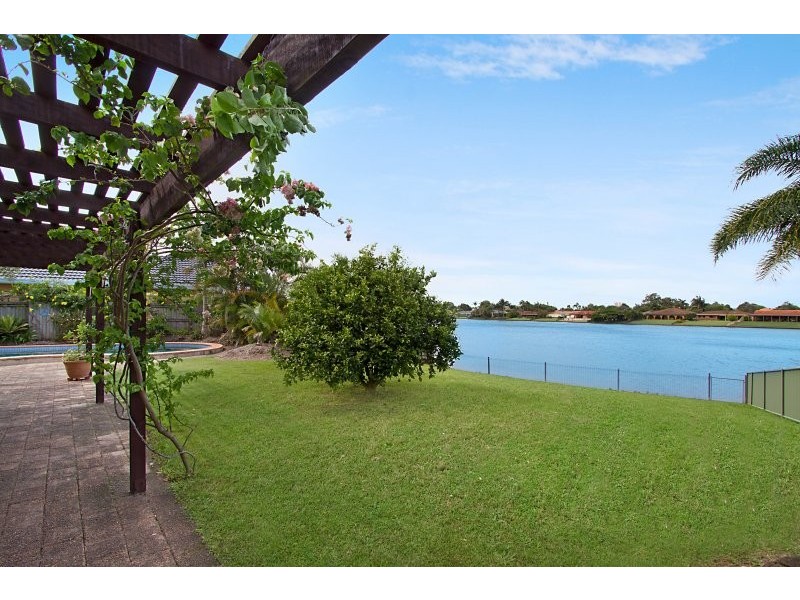 13 Cyclades Crescent, Currumbin Waters QLD 4223