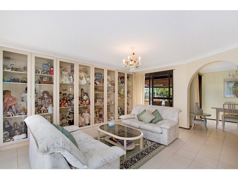13 Cyclades Crescent, Currumbin Waters QLD 4223