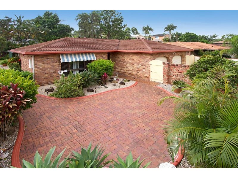 13 Burdock Street, Elanora QLD 4221