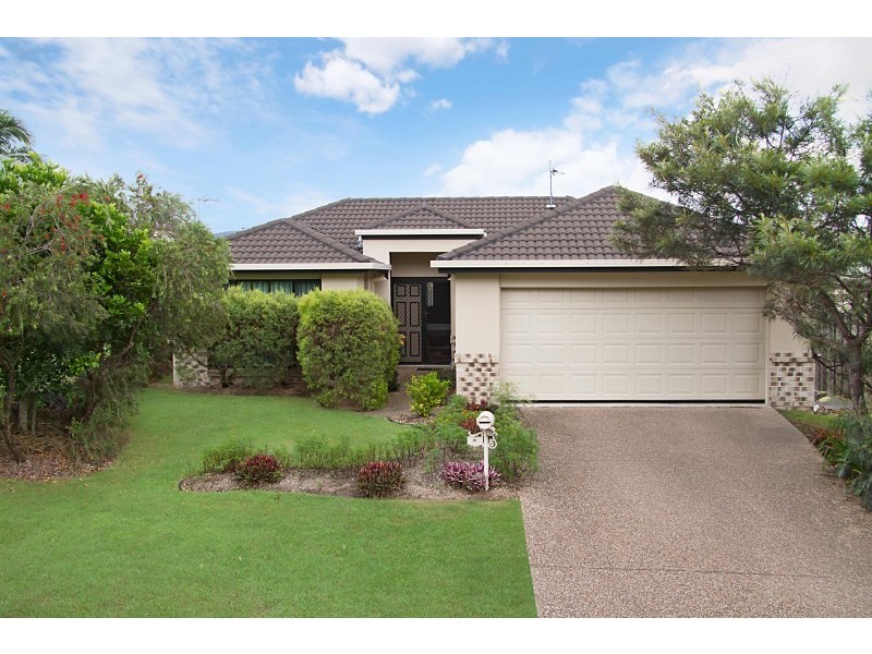 15 Hibertia Avenue, Elanora QLD 4221