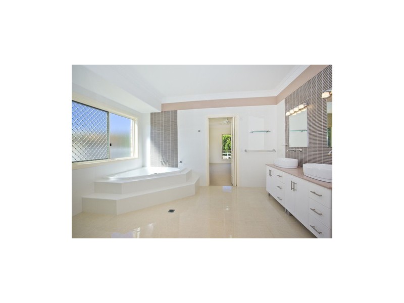 45 Dungogie Drive, Tallebudgera QLD 4228