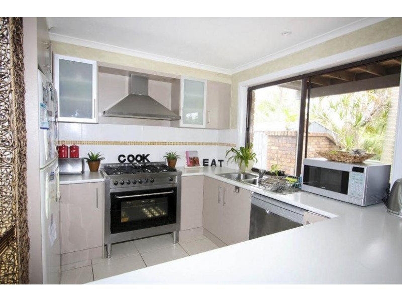 9 Armada Court, Currumbin Waters QLD 4223