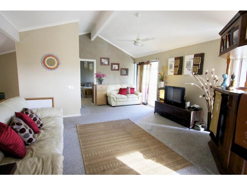 9 Armada Court, Currumbin Waters QLD 4223