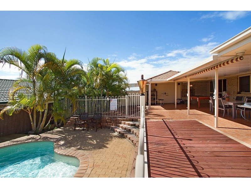 39 Tipuana Drive, Elanora QLD 4221