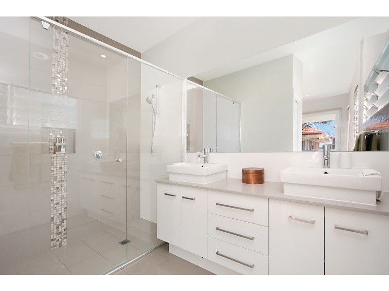 1 & 2/1433 Gold Coast Highway, Palm Beach QLD 4221