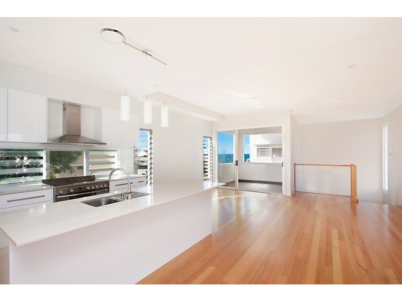 1 & 2/1433 Gold Coast Highway, Palm Beach QLD 4221