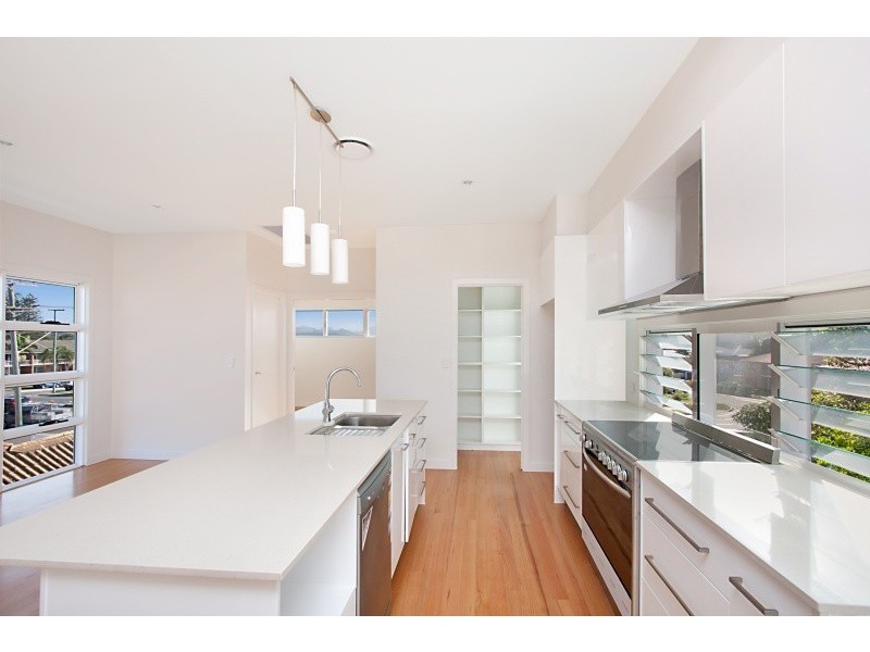 1 & 2/1433 Gold Coast Highway, Palm Beach QLD 4221