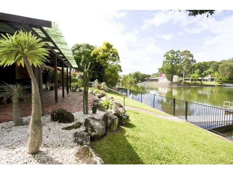 26 Headsail Court, Currumbin Waters QLD 4223