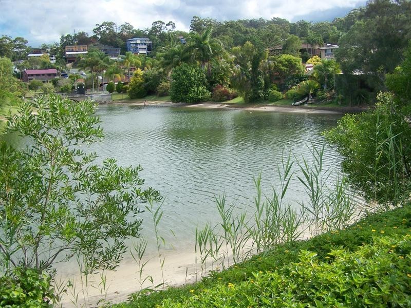 11 Waterdown Drive, Elanora QLD 4221