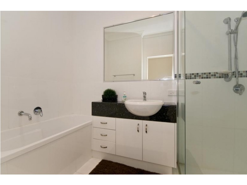 53 Forest Drive, Elanora QLD 4221