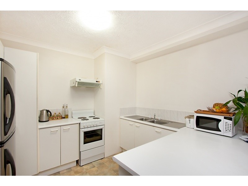 1/21 Alinjarra Drive, Tugun QLD 4224