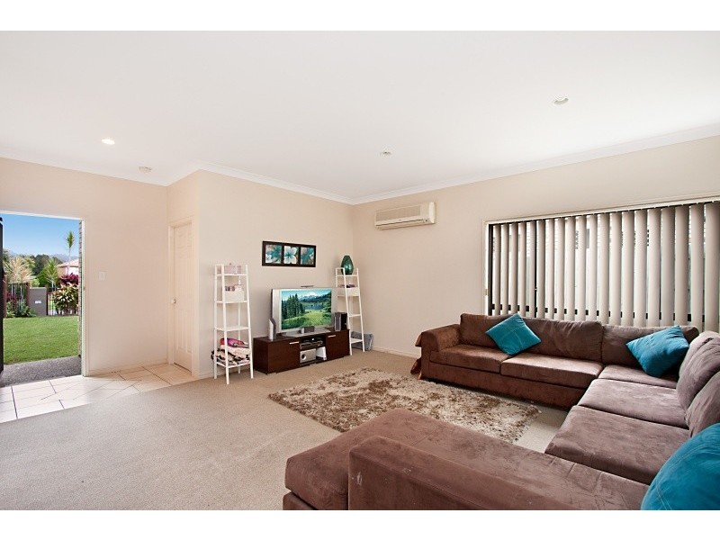 36 Tussock Crescent, Elanora QLD 4221