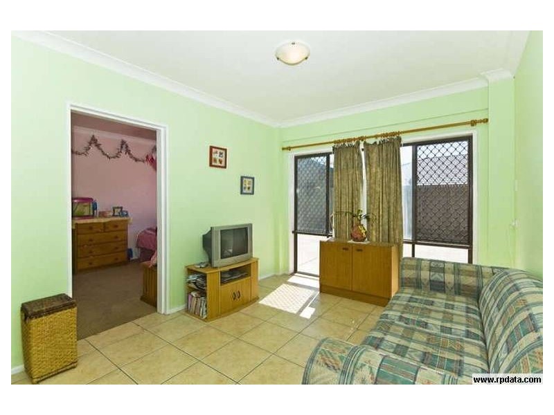 183 K P McGrath Drive, Elanora QLD 4221