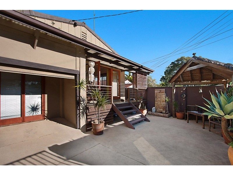 20 Twenty Eighth Ave, Palm Beach QLD 4221