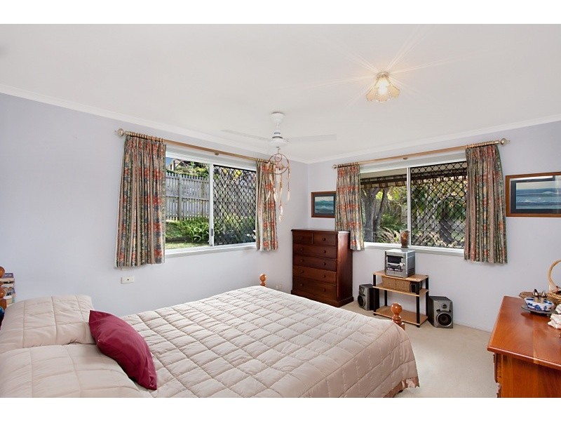 2 Dianella Court, Elanora QLD 4221