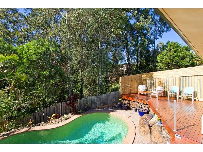 18 Hibertia Avenue, Elanora QLD 4221