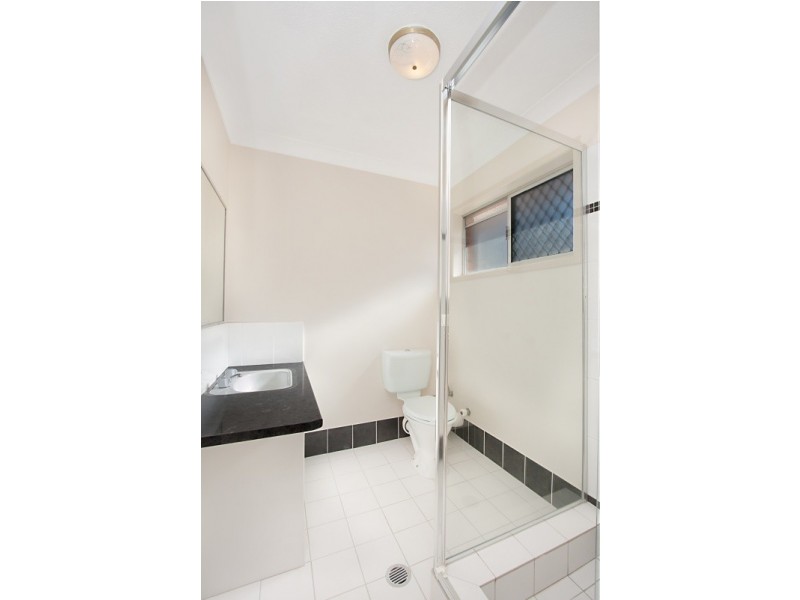 4/16 Sarawak Avenue, Palm Beach QLD 4221