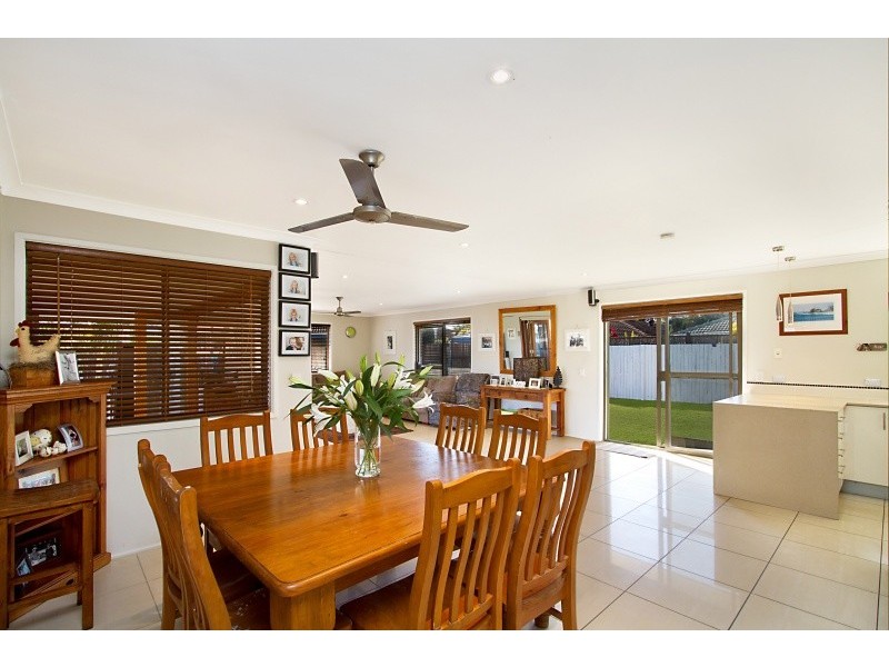 14 Matipo Place, Palm Beach QLD 4221